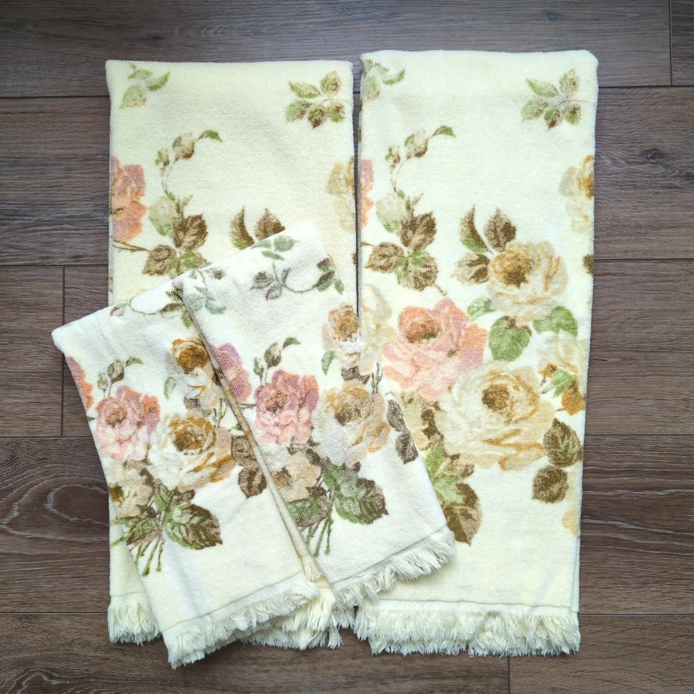 Vintage Cannon Royal Family 4pc Towel Set Yellow Floral Rose Fringed Bath Hand